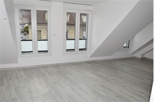 t2 à la location -   10000  TROYES, surface 45 m2 location t2 - UBI456564098